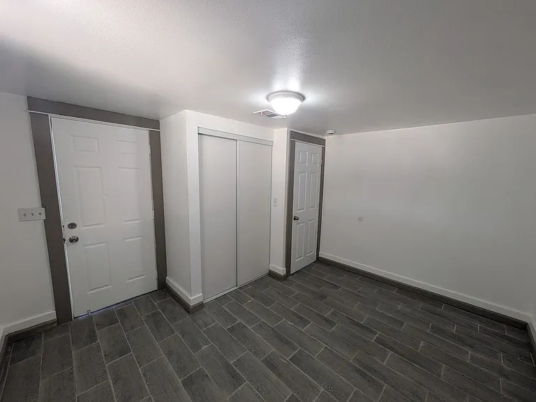 386 N Mount Vernon Ave — Photo 22