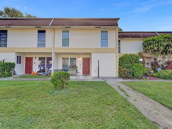 3rd image of 3301 Raleigh Street #4B