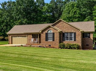 109 Victorian Ct, Randleman, NC 27317