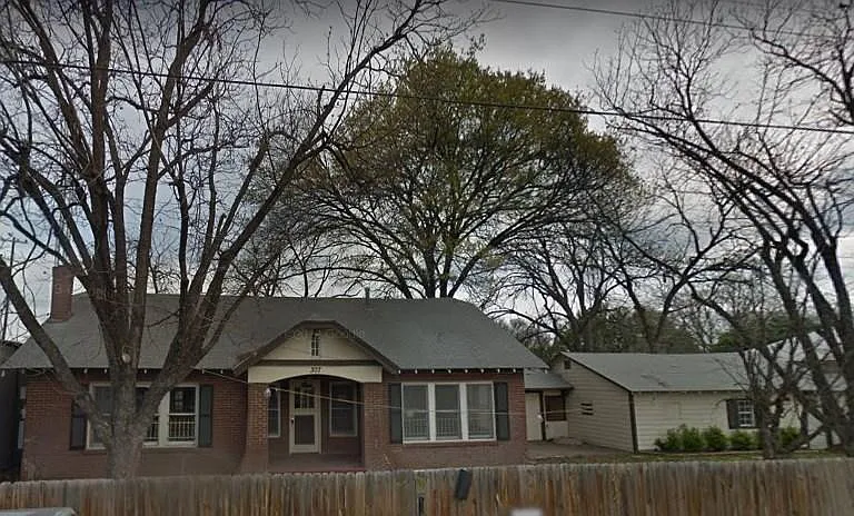 307 McKinley Ave — Photo 7