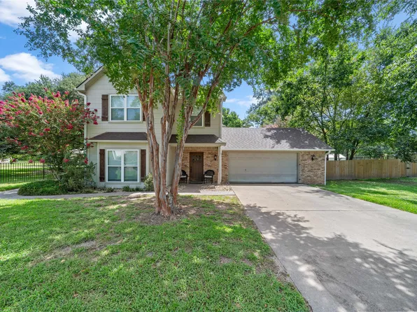 815 Lucas Dr, Athens, TX 75751