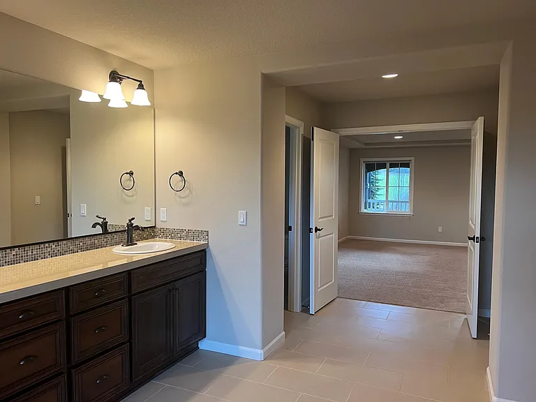 21618 SW Derby Ter — Photo 30