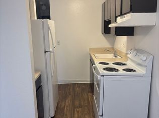 1020 SW 126th St APT 113, Seattle, WA 98146