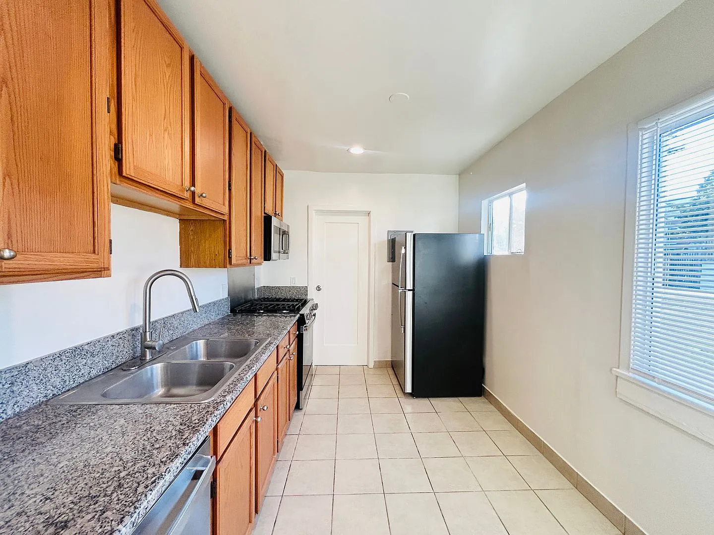 Edgemont Apartments — Photo 4