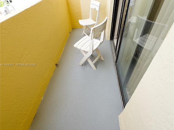 3rd image of 1334 Collins Ave APT 502