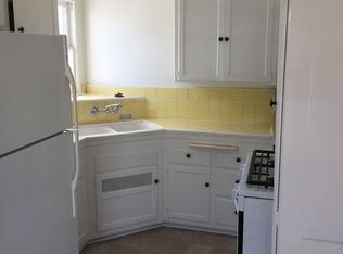 11682 Darlington Ave APT 4, Los Angeles, CA 90049