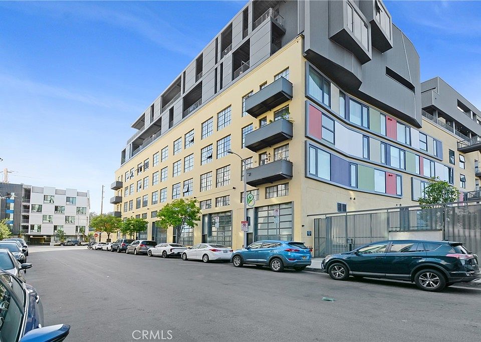 1st image of 200 N San Fernando Rd
