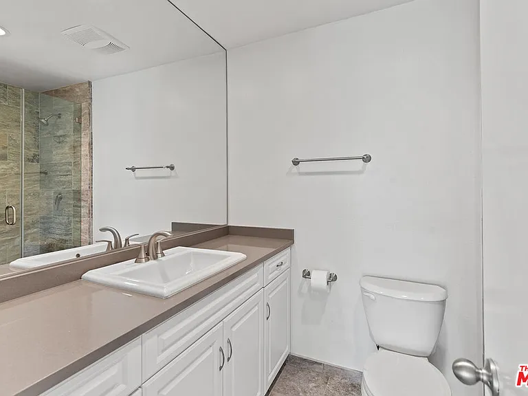 1340 S Beverly Glen Blvd #107 — Photo 18