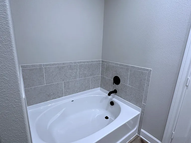 2024 Brentwood Dr — Photo 28