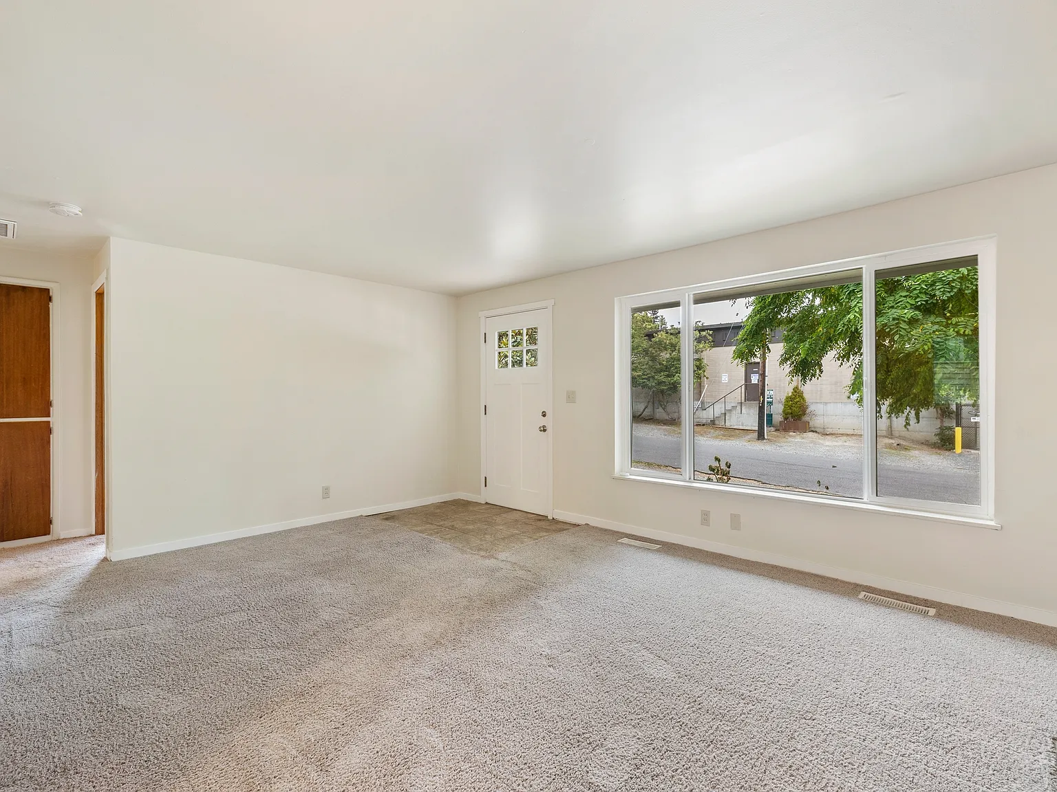 2 bed, 800 sqft, $2,695 — Photo 3