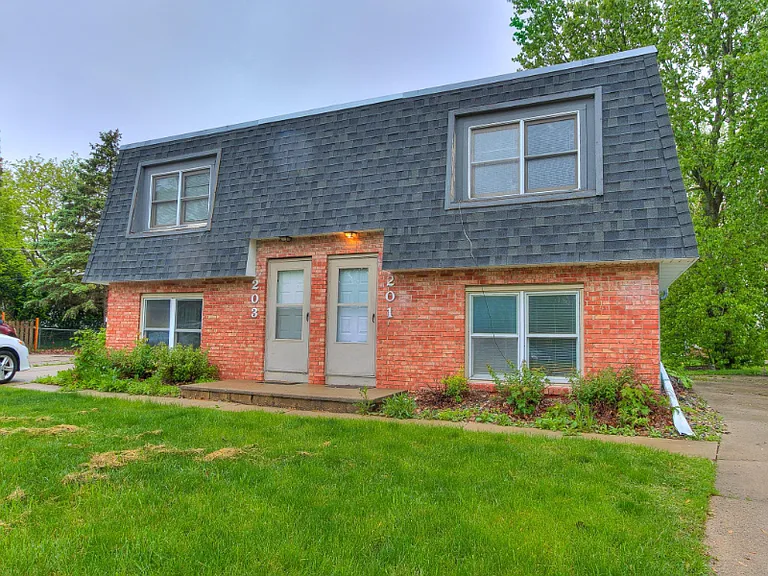 201 Wellons Dr — Photo 5