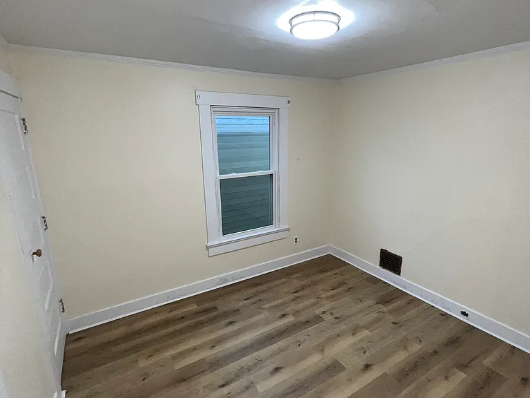 144 Notre Dame Ave #144 — Photo 6