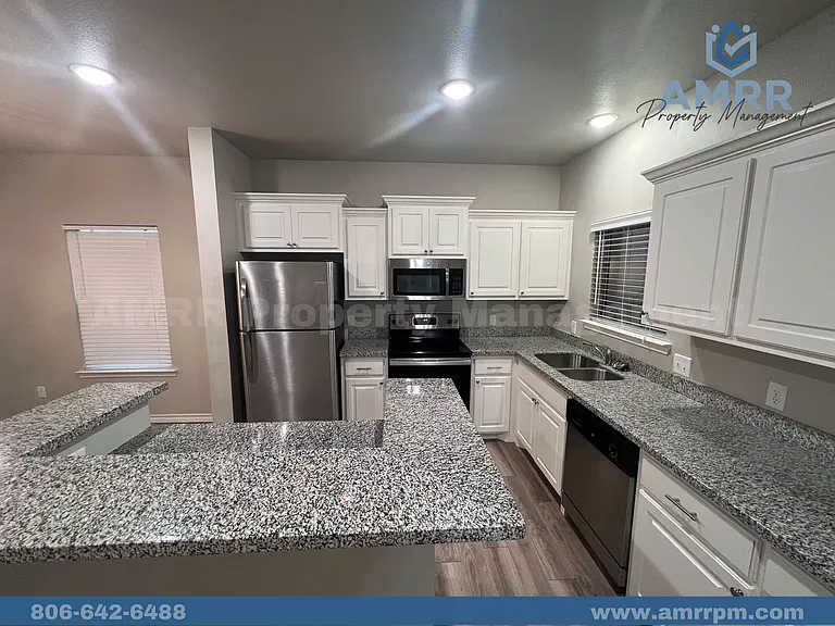 6040 24th St #6 — Photo 5