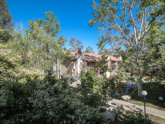 5th image of 21551 Burbank Blvd Unit 87