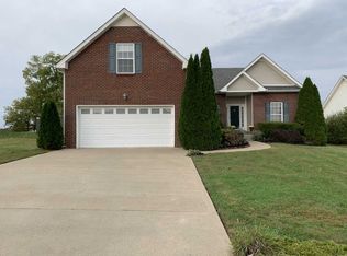 708 Shamrock Ct, Clarksville, TN 37043