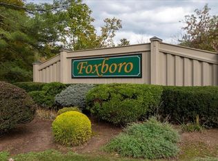 197 Foxboro Dr #197, Newington, CT 06111
