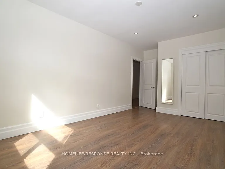 150 6th St #2 — Photo 6