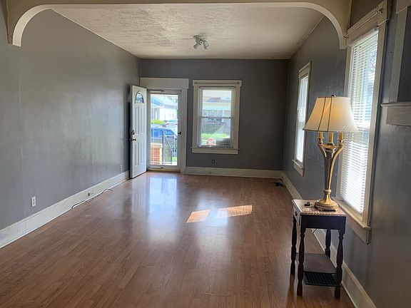 5th image of 1106 Catalpa Dr