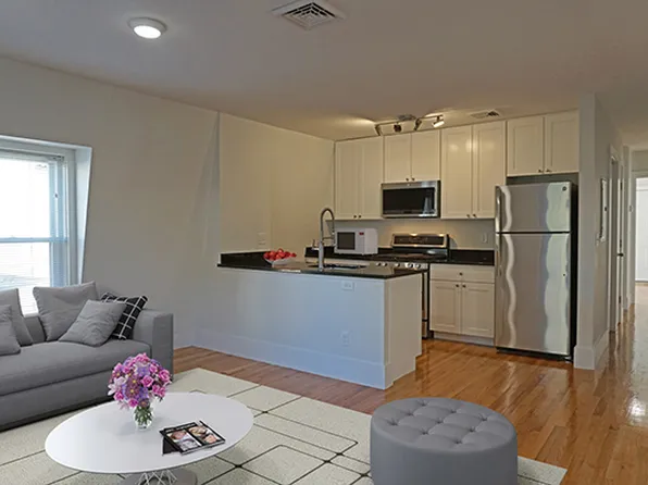 4 Osgood St #3, Somerville, MA 02143