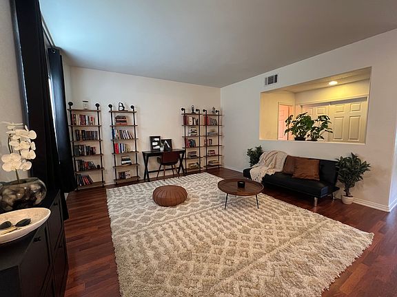 4th image of 1120 Sunbright Dr