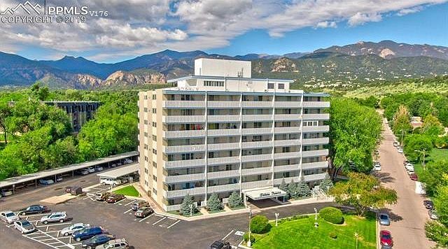 1st image of 900 Saturn Dr APT 402