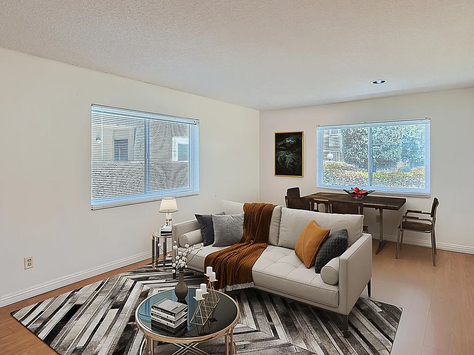 1st image of 7425 Charmant Dr #2609