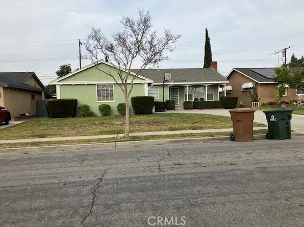 449 W Roberta Ave, Fullerton, CA 92832