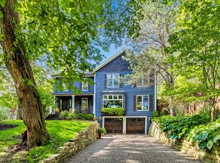 551 Ravinia Rd, Highland Park, IL 60035