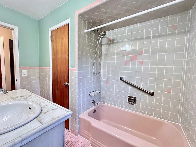 99 Spencer Ave #1 — Photo 10
