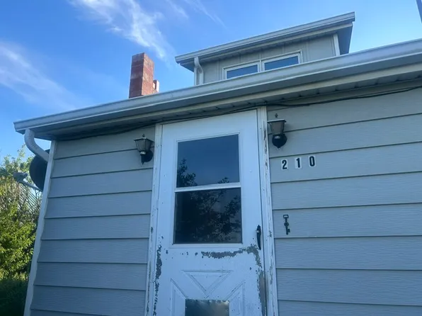 210 Church St, Sweet Grass, MT 59484
