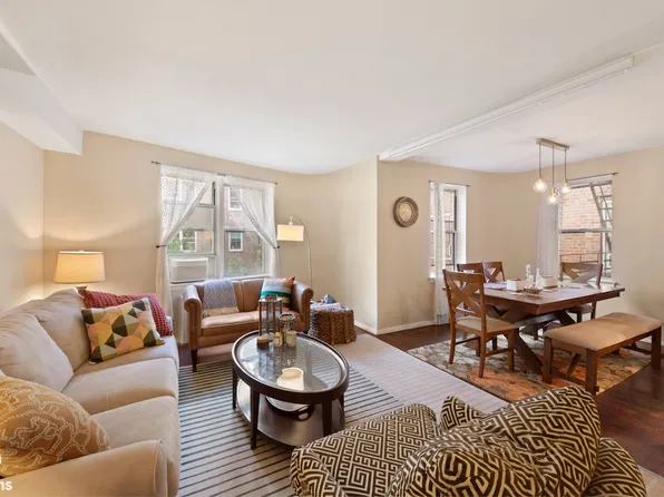 800 Grand Concourse image 1 of 7