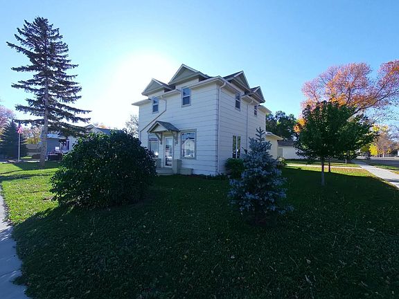 2nd image of 700 N 1st St