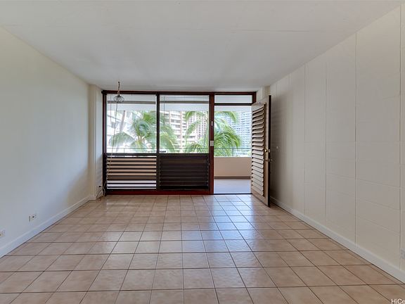4th image of 1720 Ala Moana Blvd APT 706A