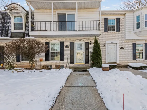 106 Manor Way, Rochester, MI 48309