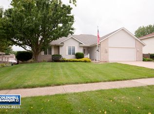 325 Brynn Dr, Manhattan, IL 60442