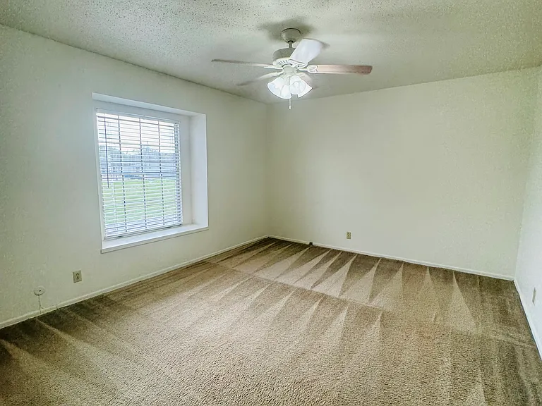 2901 Helena Ave — Photo 49