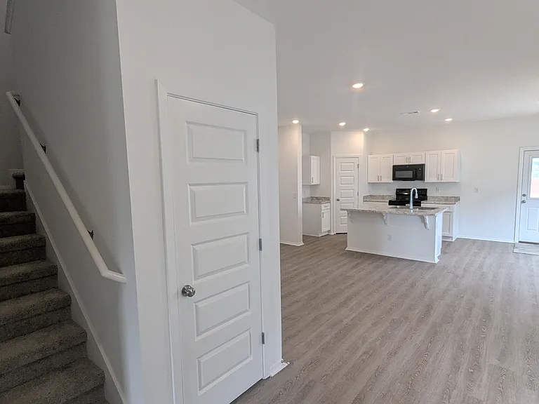 6604 SW Dignity Ave — Photo 11