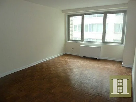 Rented by Halstead Real Estate | media 7