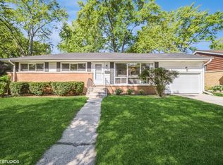 736 N Gibbons Ave, Arlington Heights, IL 60004