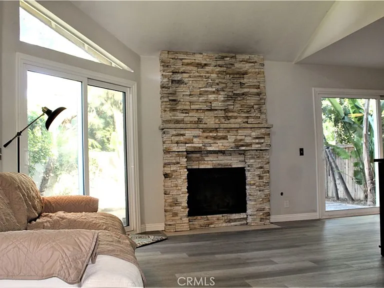 122 Stanford Ct #61 — Photo 5