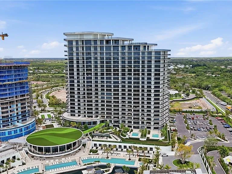 5100 Seagrass Blvd #201 — Photo 3