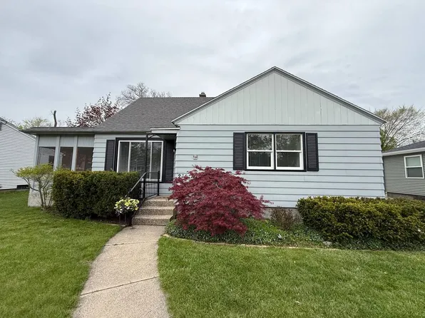 271 E 12th St, Holland, MI 49423