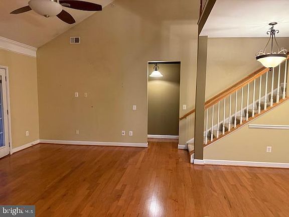 4th image of 1518 Enyart Way Unit 301