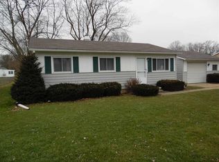 210 Crestbrook Dr, Jackson, MI 49203