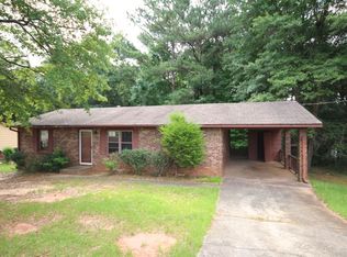 2184 E McIntosh Rd, Griffin, GA 30223