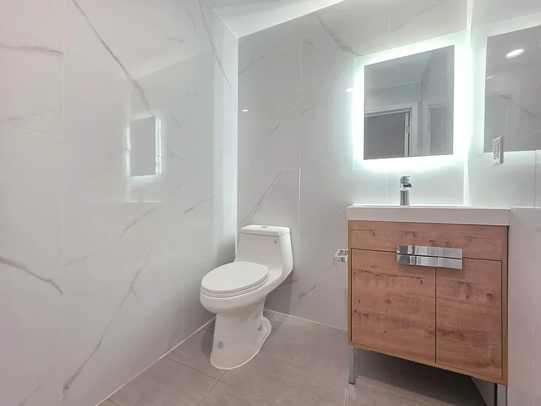 160 Bay 29th St #1 — Photo 15