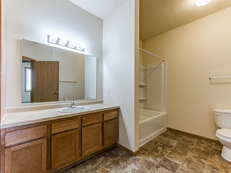 Brandt Place Apartment Homes — Photo 18