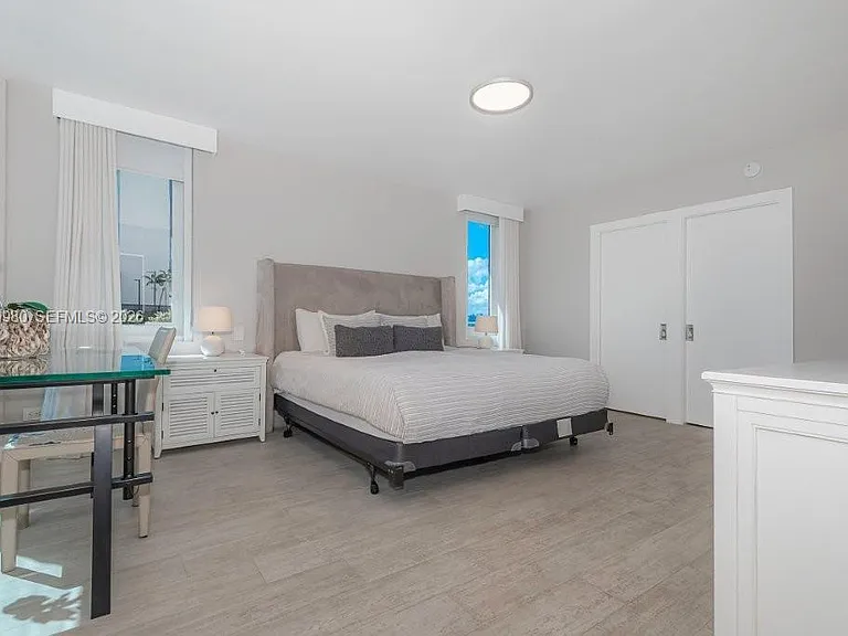2301 Collins Ave #738 — Photo 8