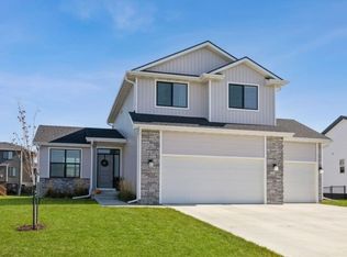 2611 8th Ave SW, Altoona, IA 50009