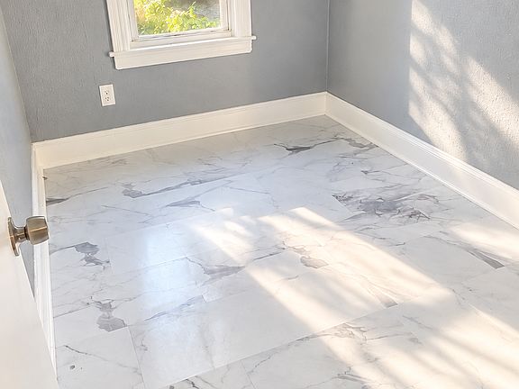 3rd image of 39 Randall Ave